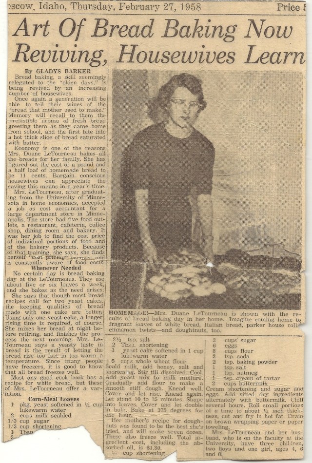 NewsprArticleMomBread1958